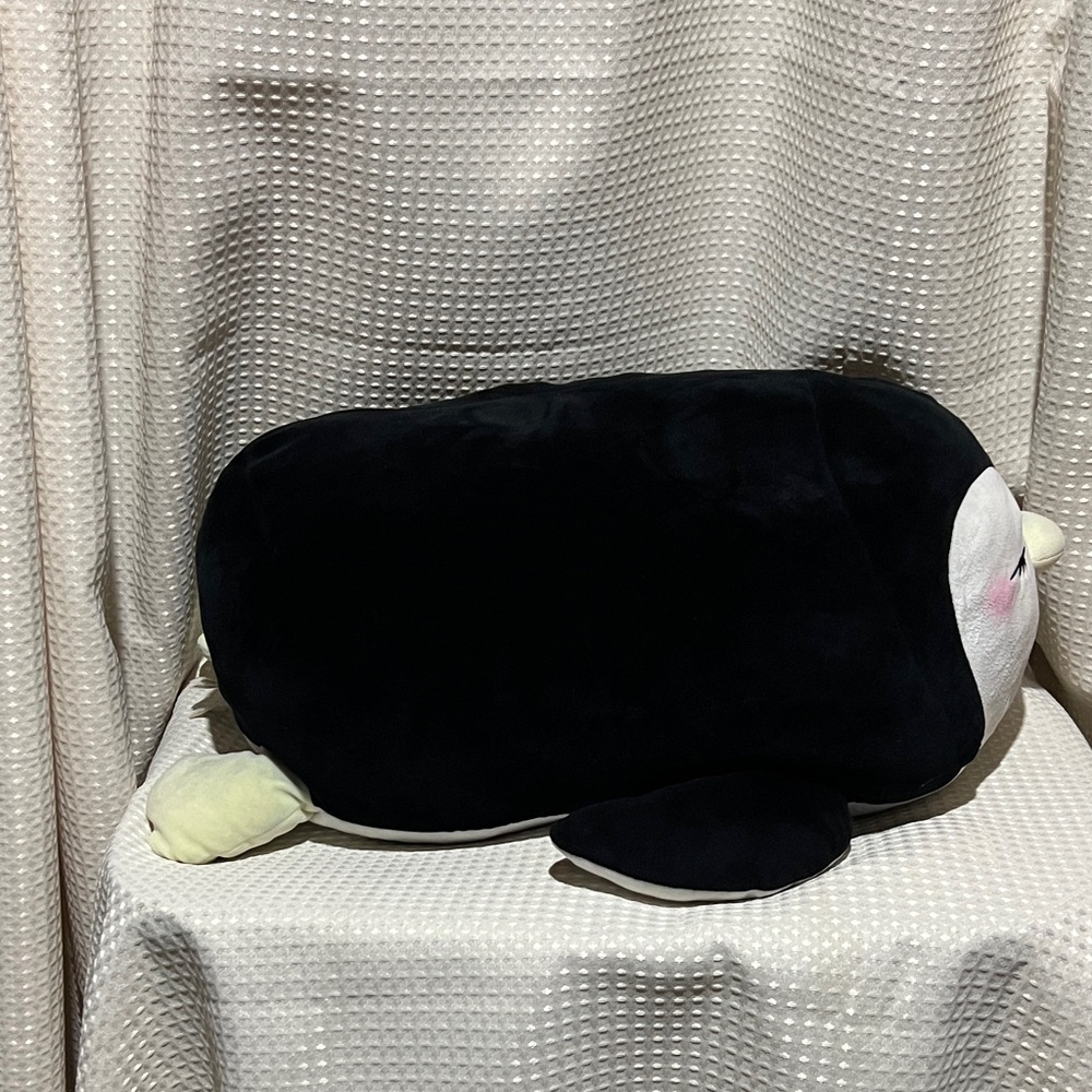 Squishmallows 18” Justice Exclusive Black and White Penguin Plush - Picture 6 of 6